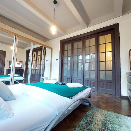 Sweet Dreams Suites Piata Romana Bucarest Exterior foto